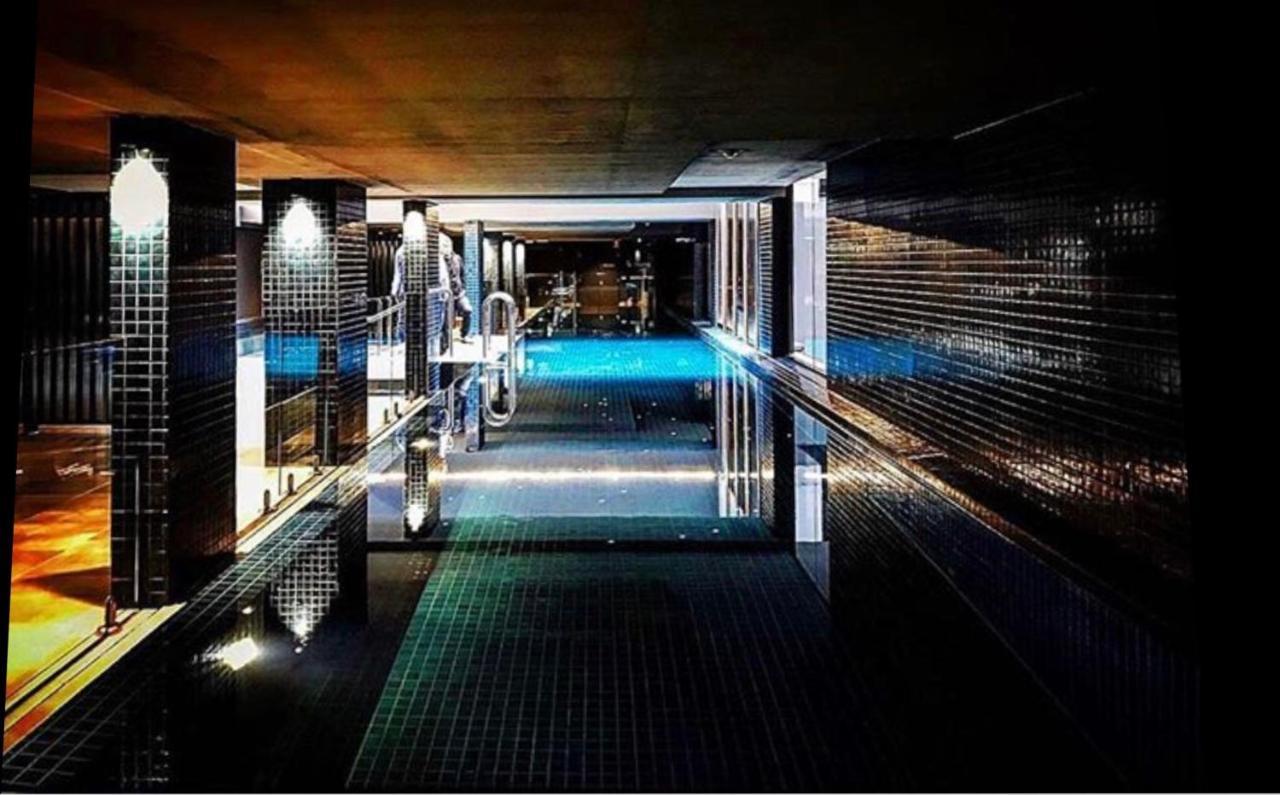 Midnight Luxe 1Br 1Bath Apartment 104 In The Heart Of Braddon Pool Sauna Secure Parking Wine Wifi Camberra Exterior foto